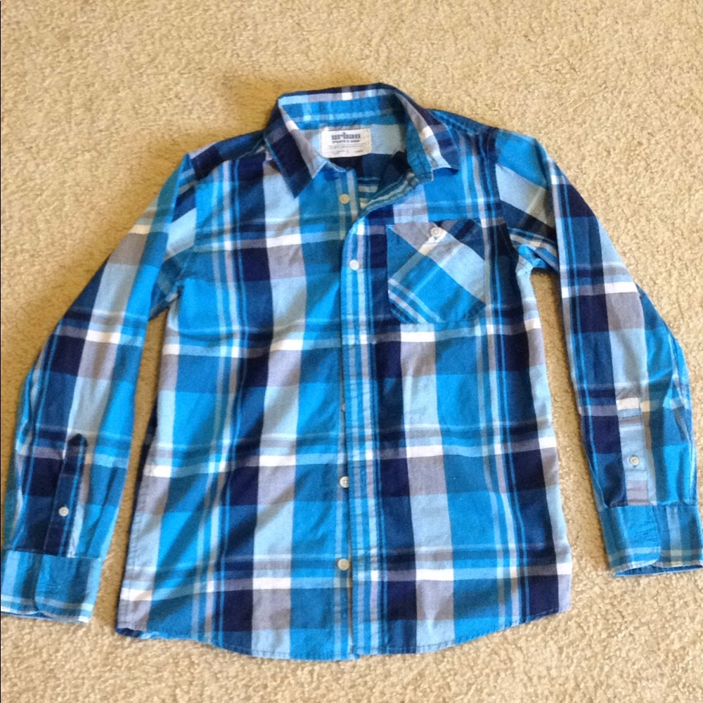 Urban Pipeline plaid button down shirt